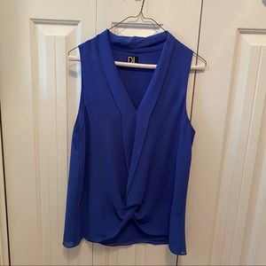 Sleeveless top | Daily Look